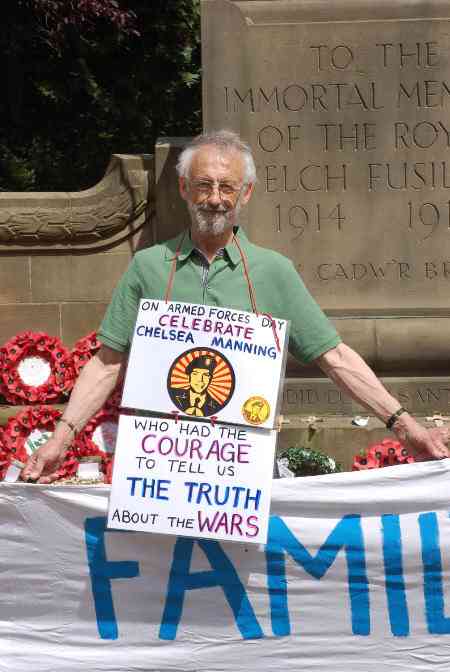 Solidarity with Chelsea Manning at Saturday's Armed Forces Day